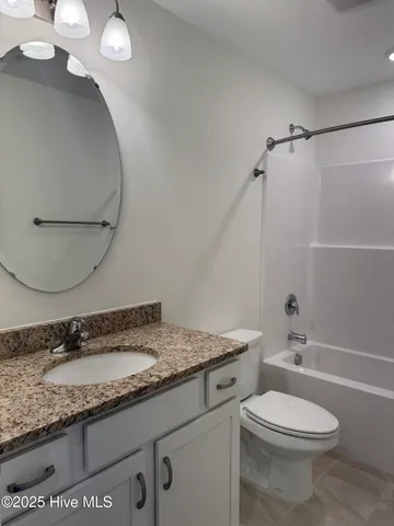 $2,300 | Undisclosed Address, Newport, NC 28570