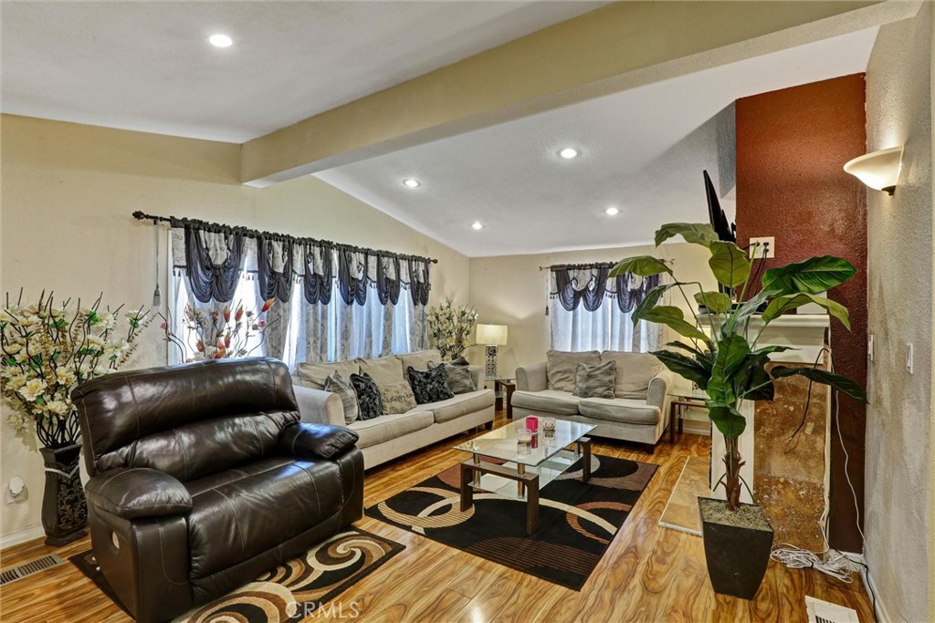 19009 South Laurel Park Road Compton, CA 90220 - Photo 10 of 30 Gallery Image 10