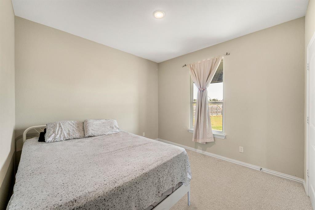 107 Red Clf Court Rhome, TX 76078 - Photo 29 of 40 Gallery Image 29