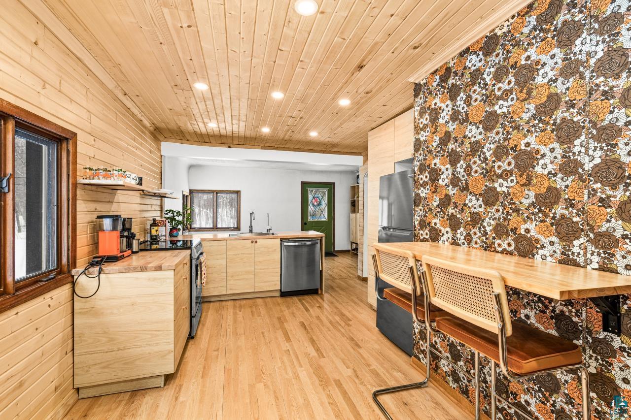 4229 Fayre Road Duluth, MN 55803 - Photo 14 of 41