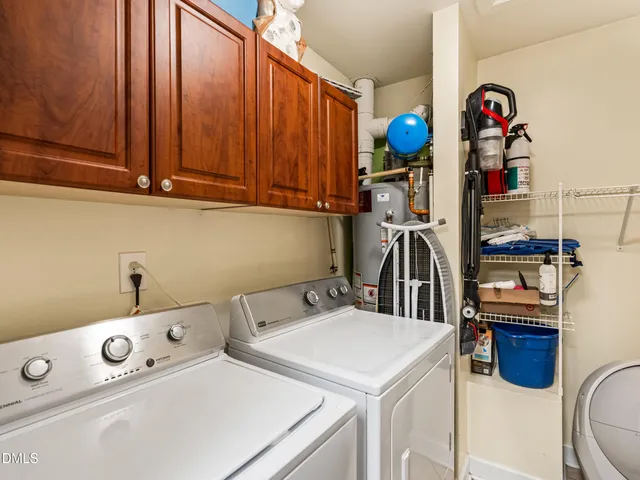 $219,999 | 1001 Kingswood Drive, Unit J, Chapel Hill, NC 27517