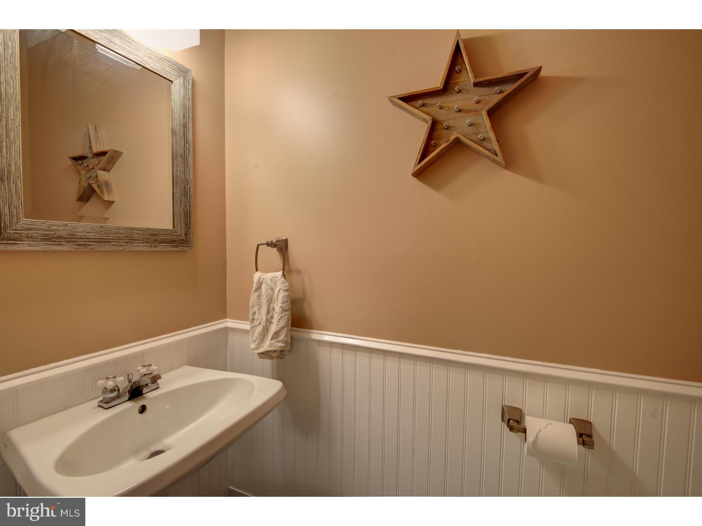 46 Euston Road West Marlton, NJ 08053 - Photo 22 of 25 Bathroom