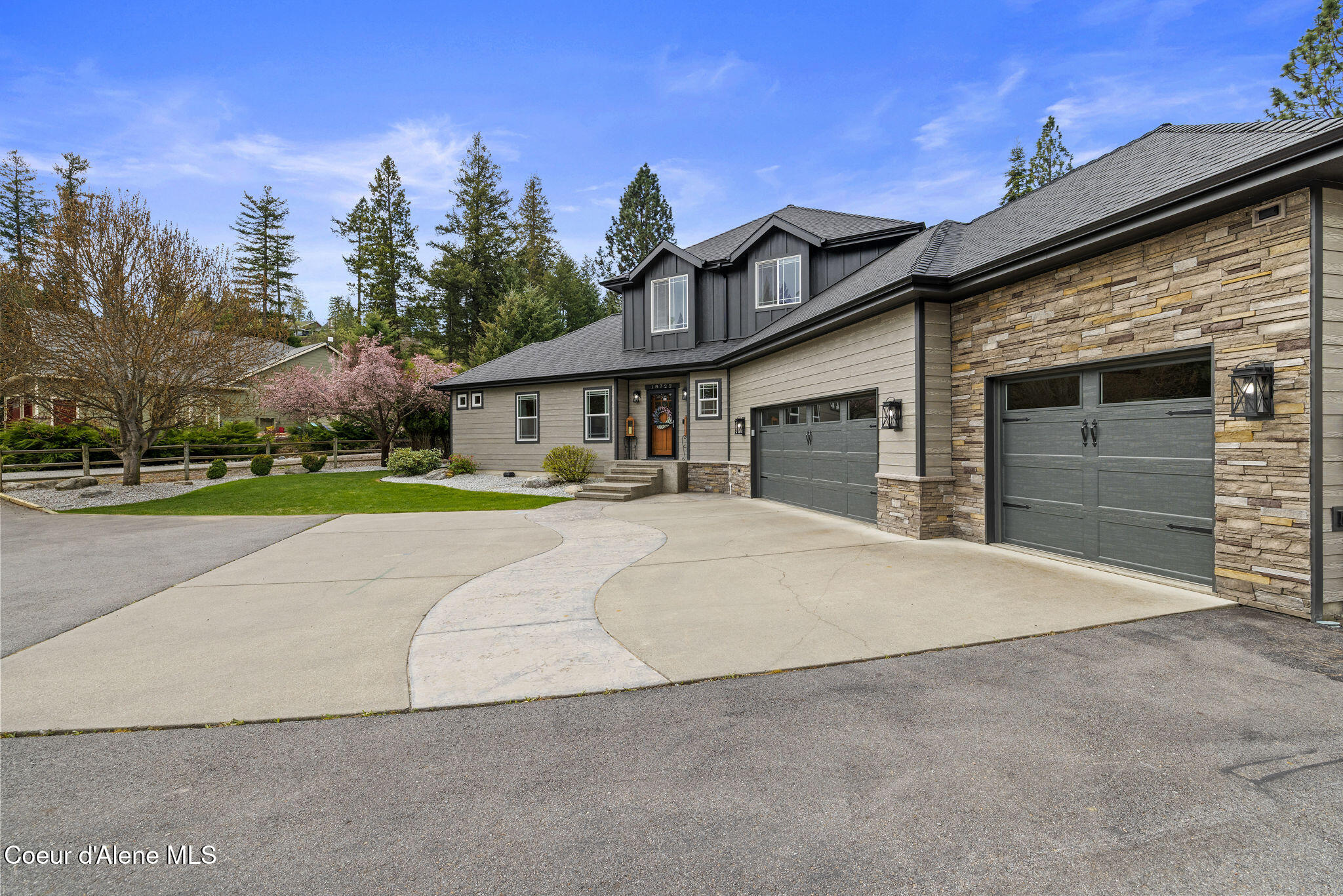 18722 West Rice Avenue Post Falls, ID 83854 - Photo 28 of 62 Great Curb Appeal