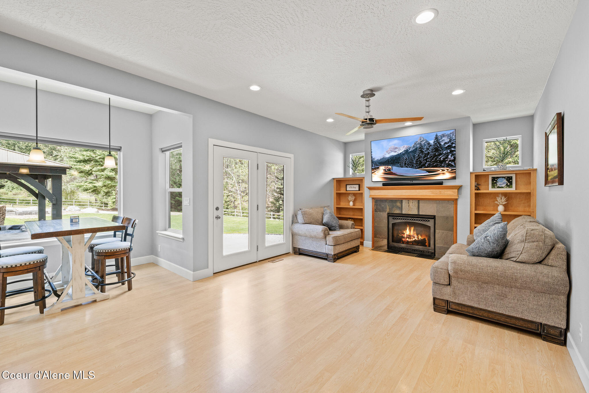 18722 West Rice Avenue Post Falls, ID 83854 - Photo 33 of 62 Living Room
