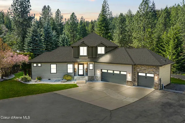 $1,225,000 | 18722 West Rice Avenue, Post Falls, ID 83854