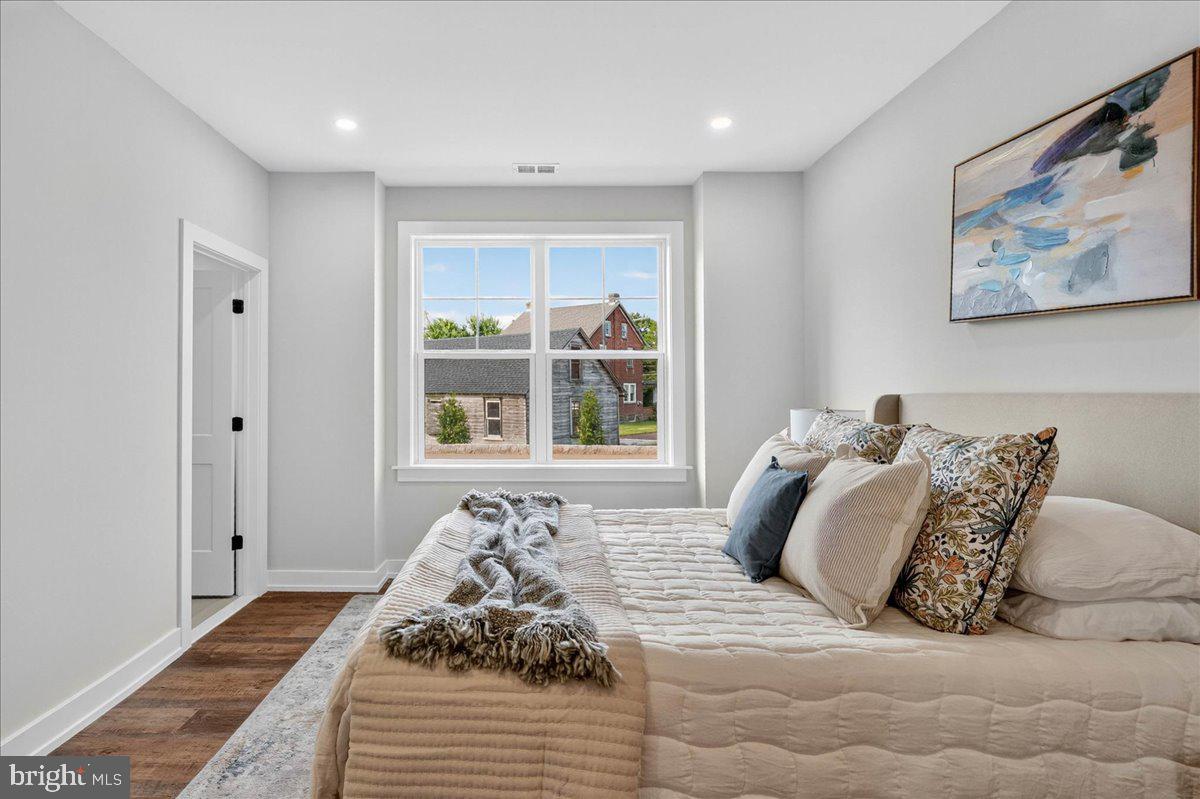 425 Asha Way, Unit 2 Harleysville, PA 19438 - Photo 15 of 21 Primary- Decorated Model