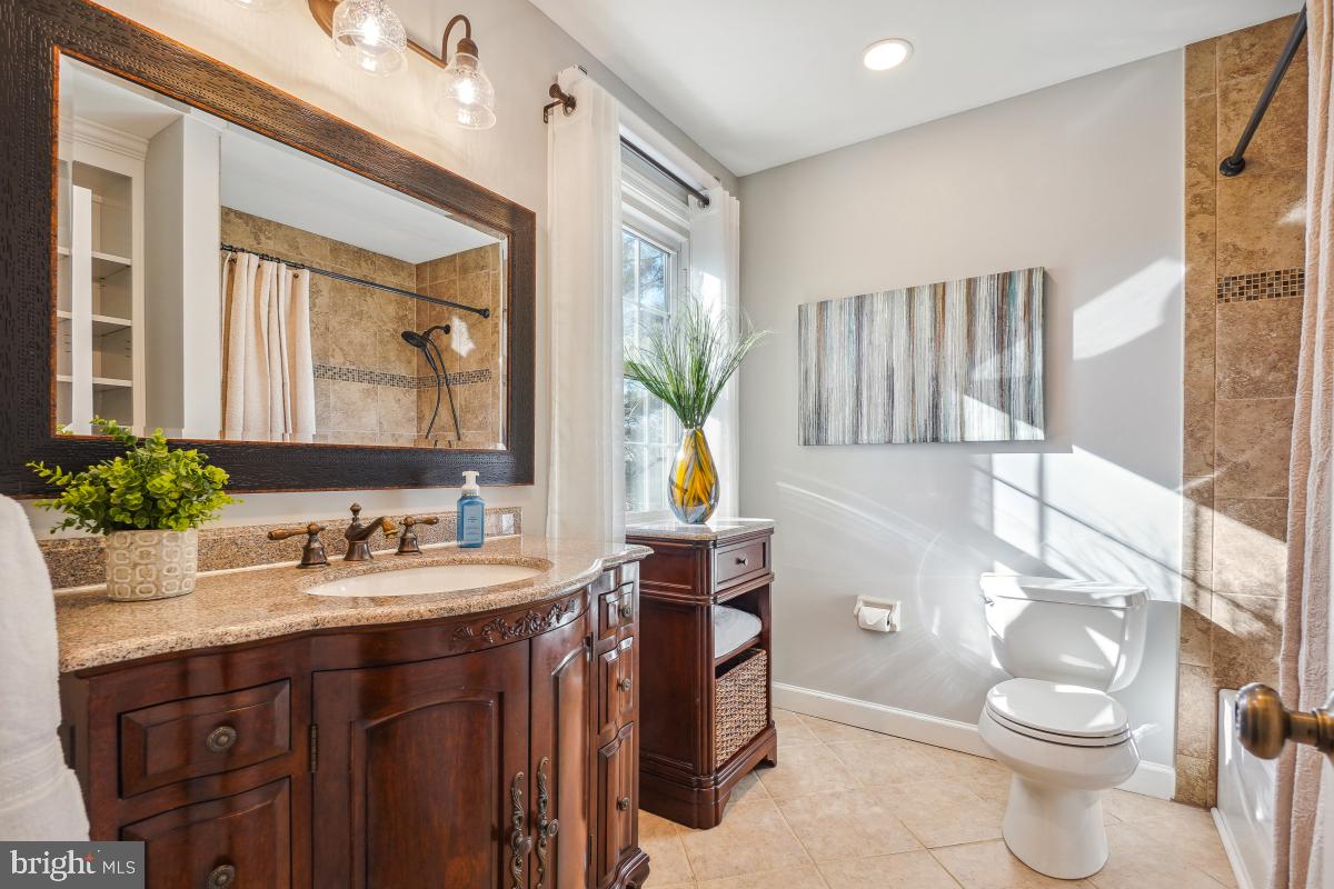 8822 Rachell Court Manassas, VA 20110 - Photo 26 of 47 Primary Bath Remodeled New Vanities, Lighting