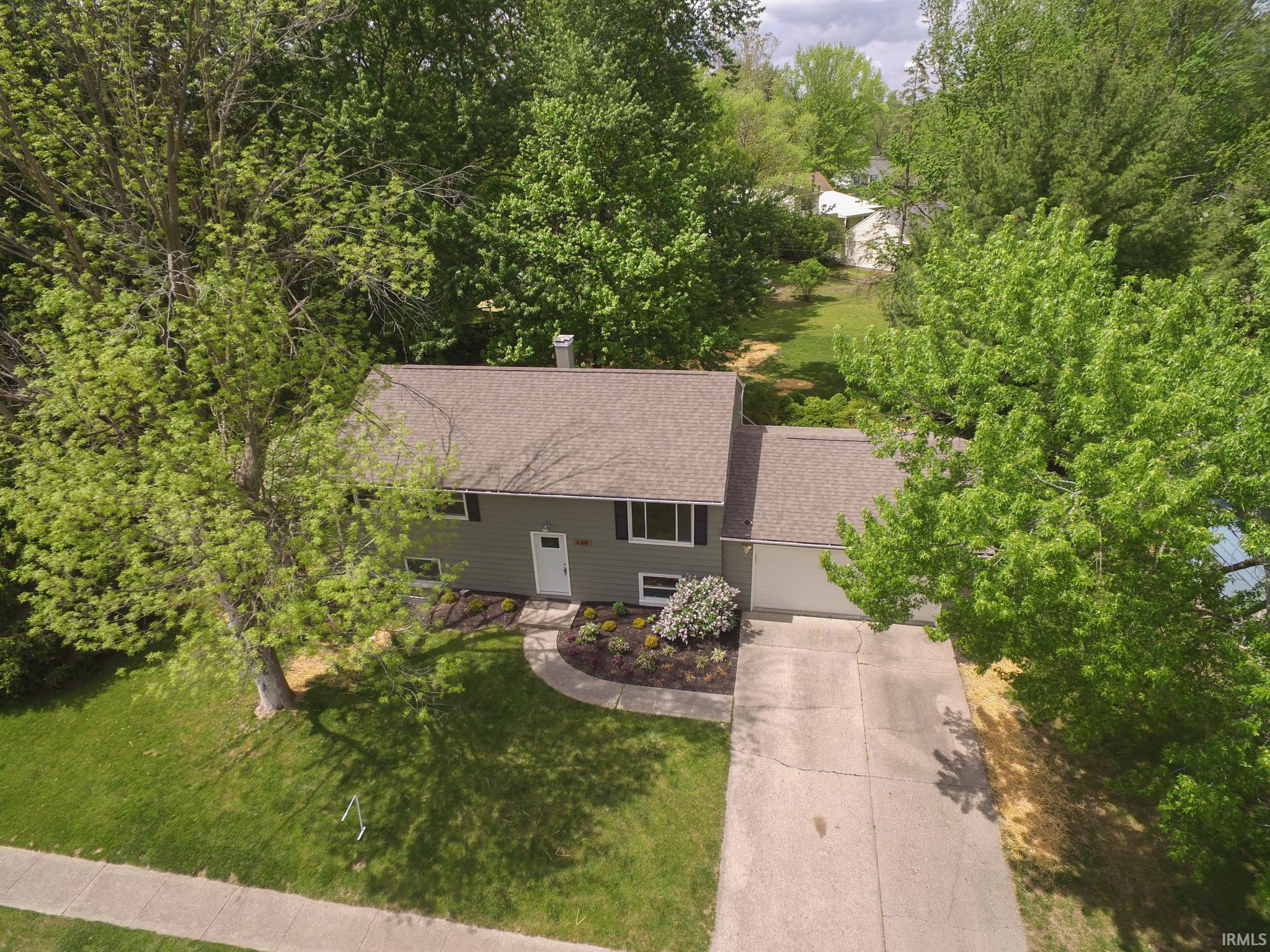 220 Sharon Road West Lafayette, IN 47906 - Photo 3 of 21