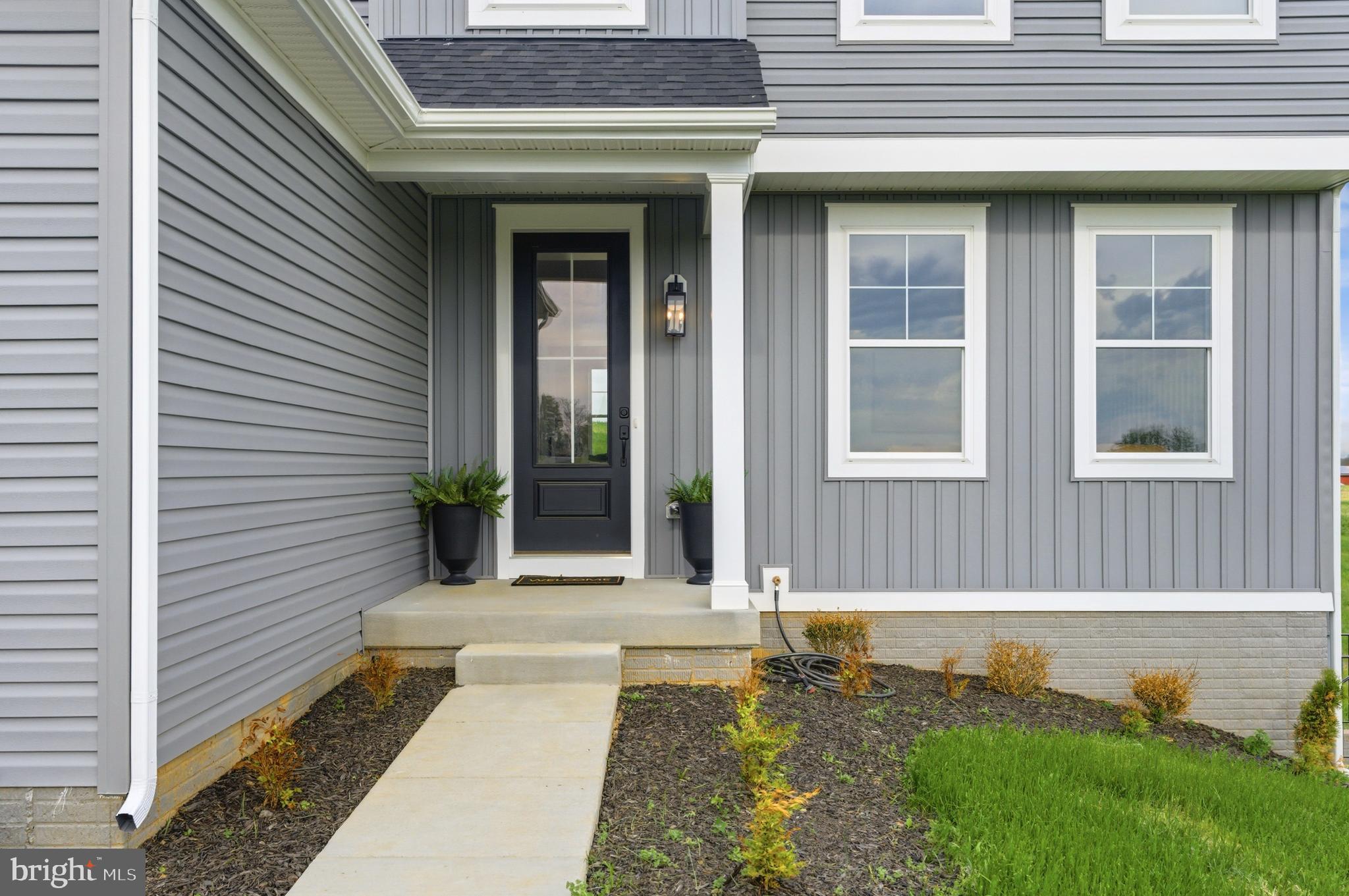 11717 Ashton Road Clear Spring, MD 21722 - Photo 49 of 56 Front Grand Entrance