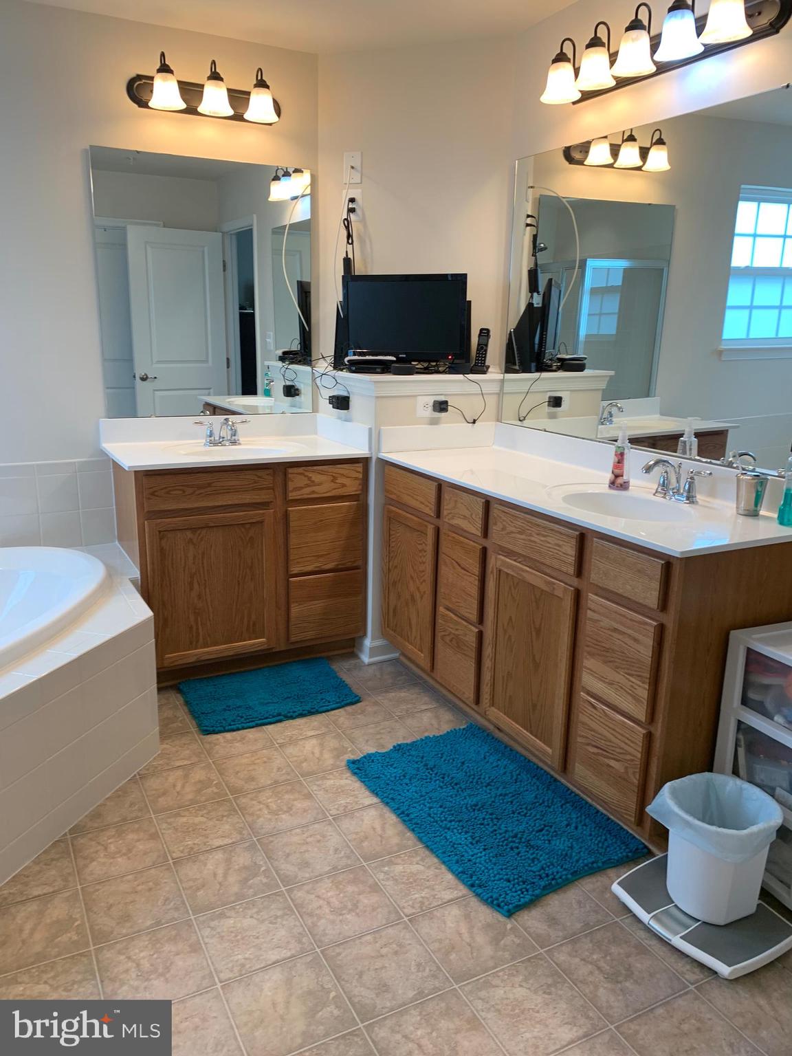 14313 Lusby Ridge Road Accokeek, MD 20607 - Photo 20 of 38 Master Bath - Dual Sinks