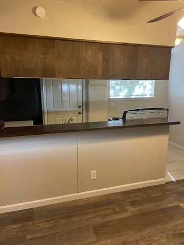 $1,250 | 300 Canion Street, Unit B, Austin, TX 78752