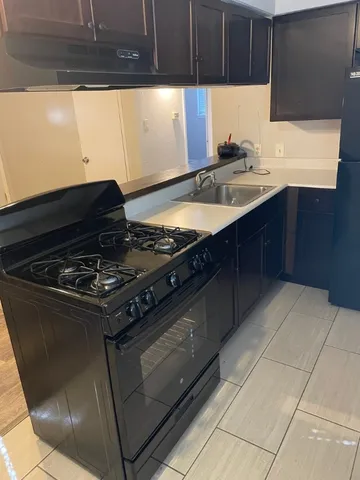 $1,250 | 300 Canion Street, Unit B, Austin, TX 78752