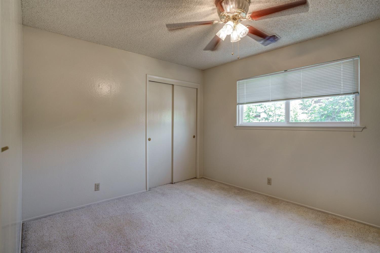 831 Redwood Lane Lemoore, CA 93245 - Photo 13 of 25