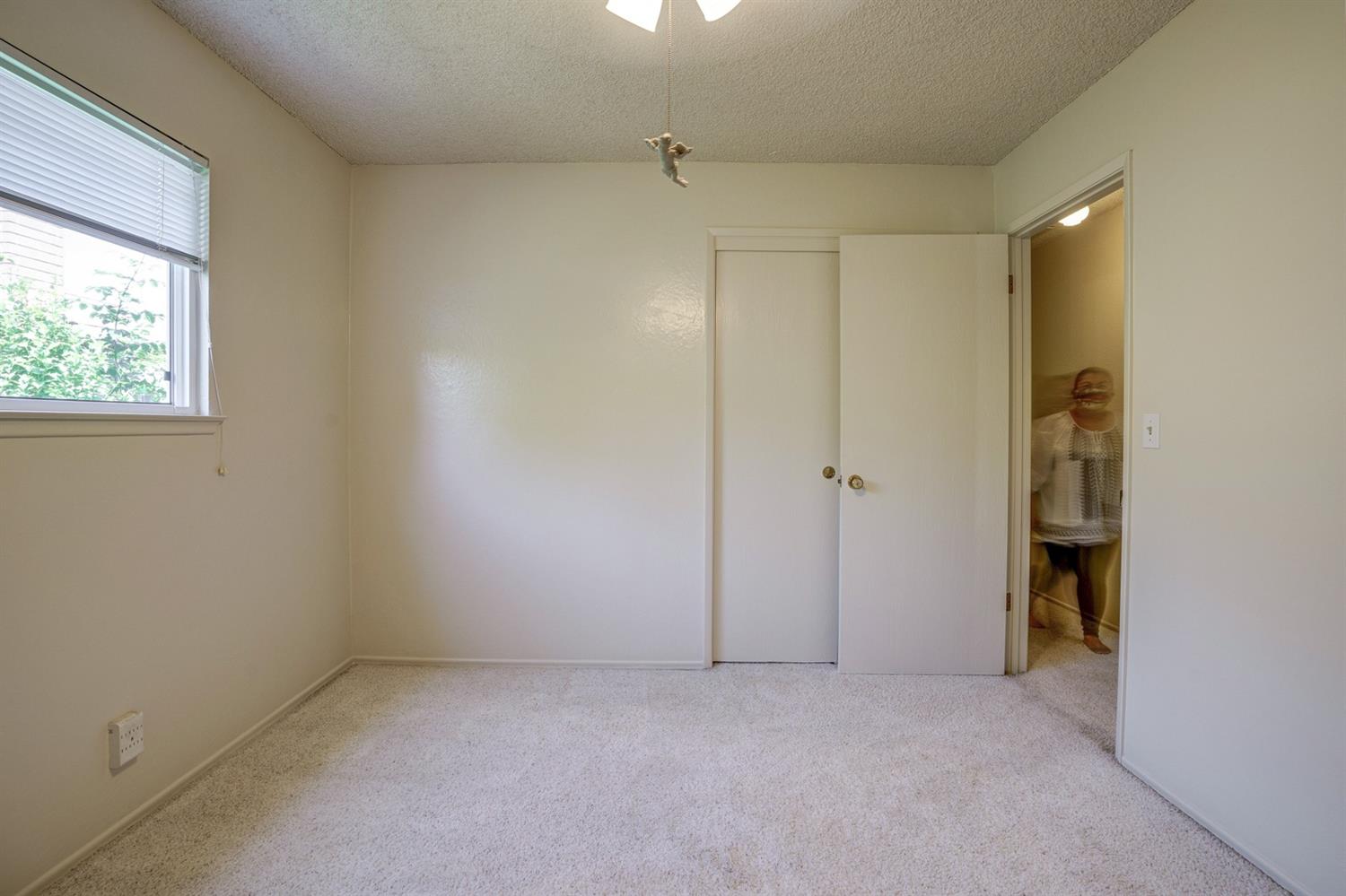 831 Redwood Lane Lemoore, CA 93245 - Photo 16 of 25