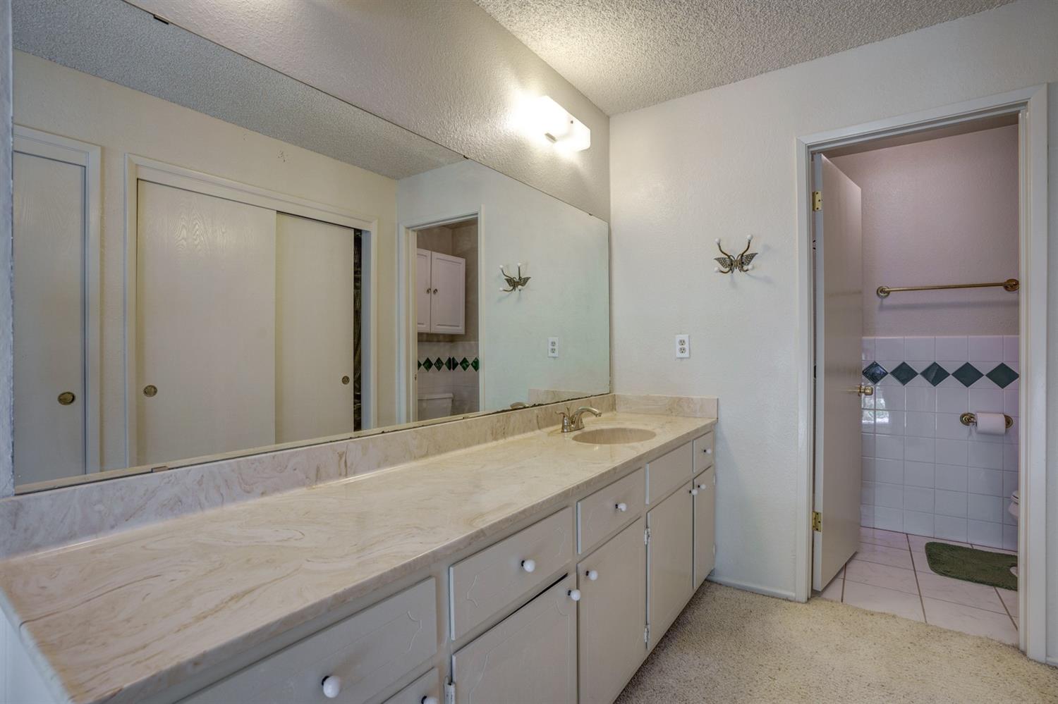 831 Redwood Lane Lemoore, CA 93245 - Photo 20 of 25