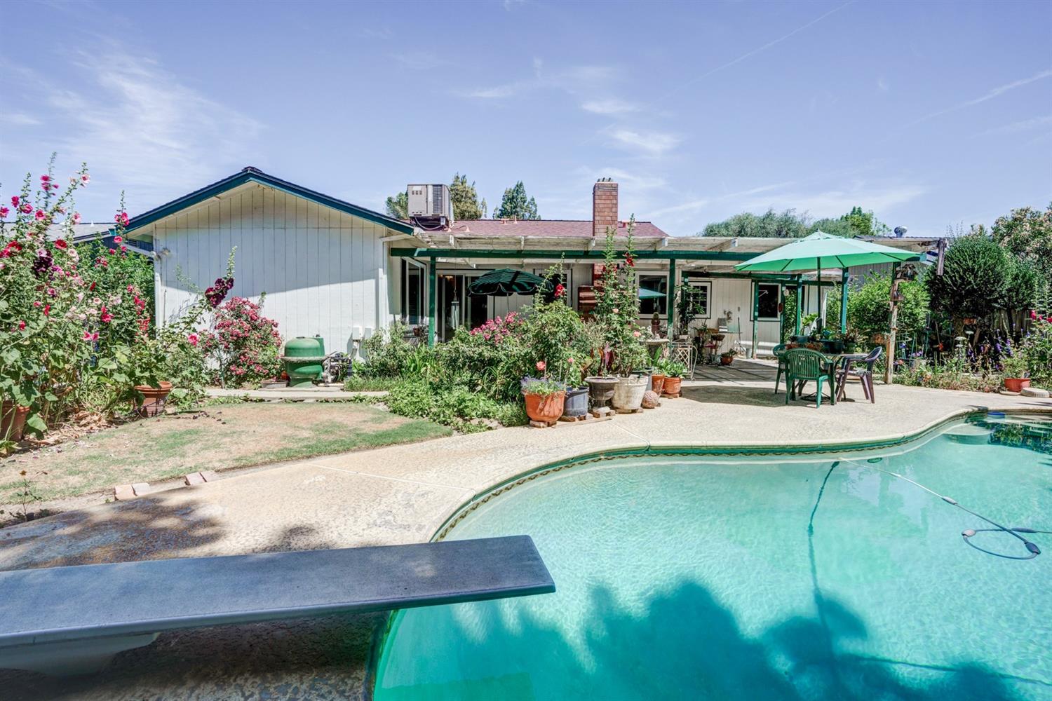 831 Redwood Lane Lemoore, CA 93245 - Photo 23 of 25