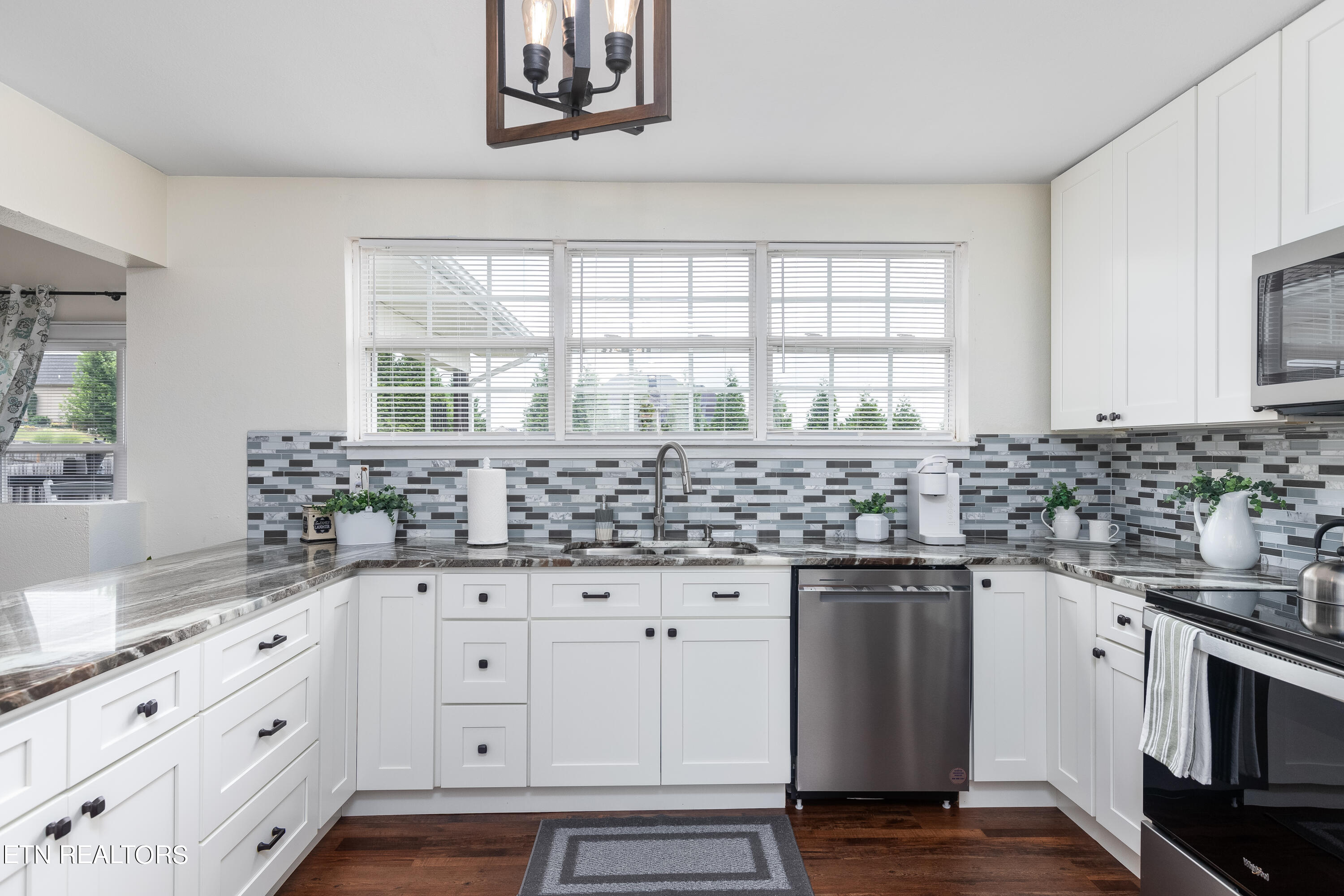 1342 Hodges Bend Road Sevierville, TN 37876 - Photo 15 of 52 14