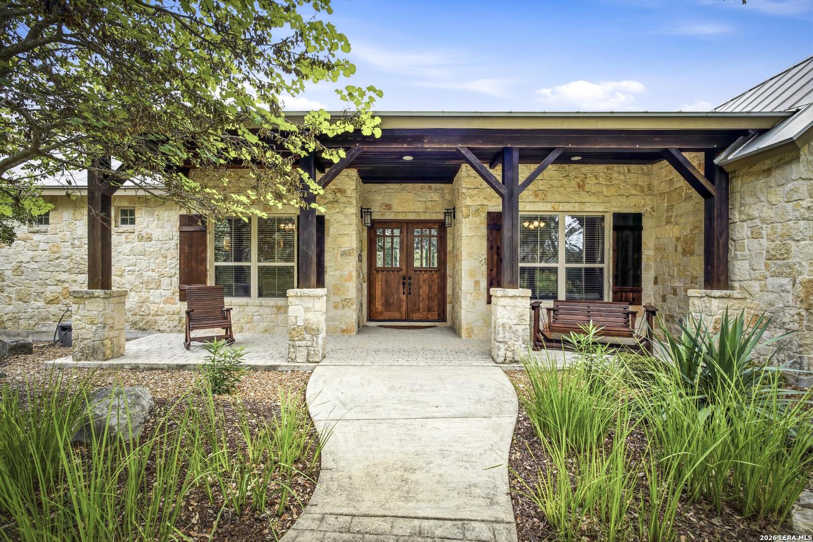 392 Rio Brazos Drive Boerne, TX 78006 - Photo 5 of 76