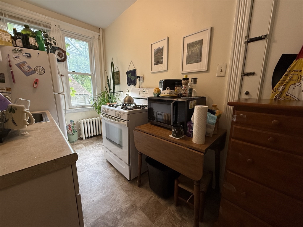 32 Sidlaw Road, Unit 5 Boston, MA 02135 - Photo 4 of 7