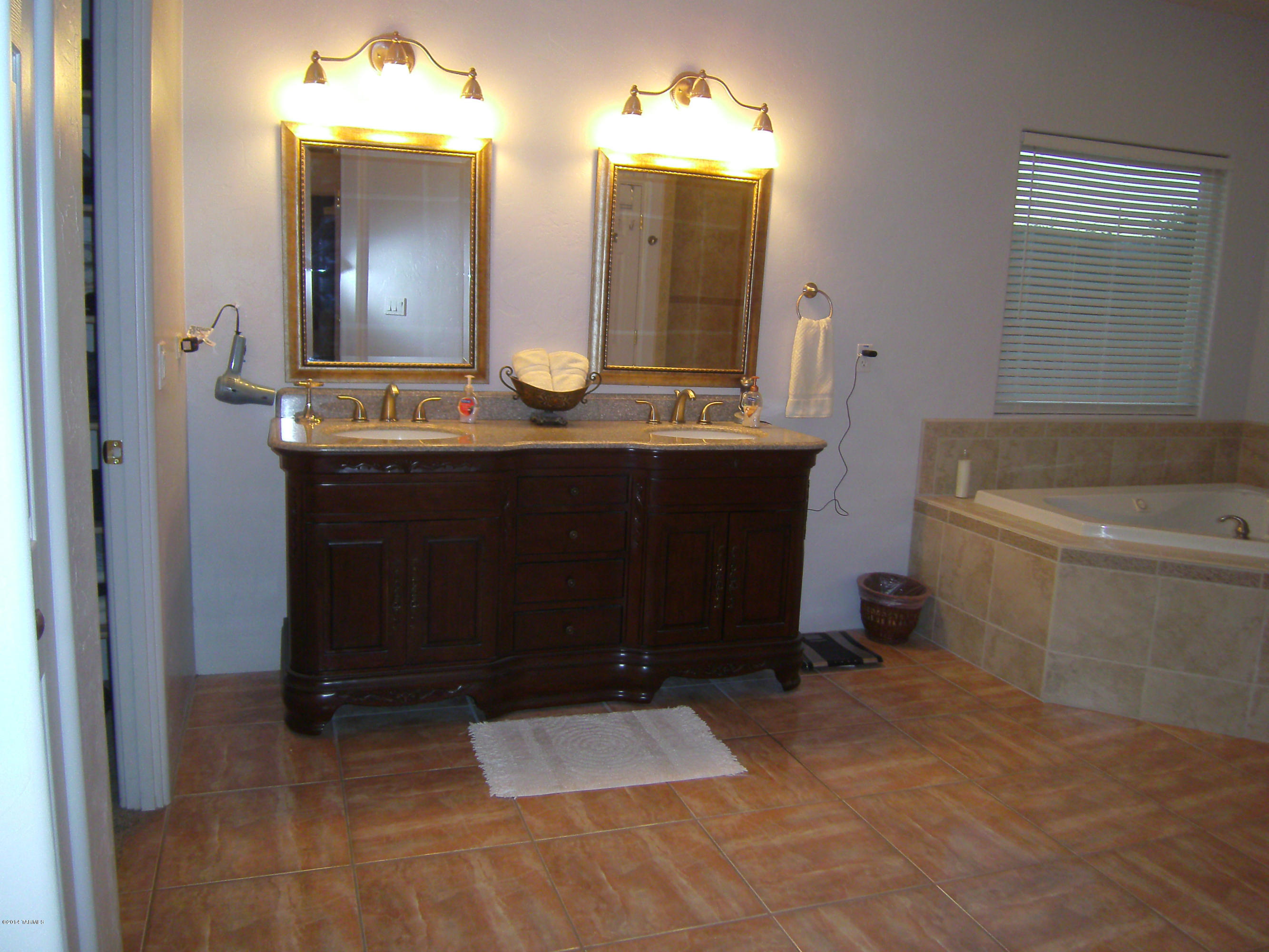 11561 East Tanque Verde Road Tucson, AZ 85749 - Photo 21 of 33