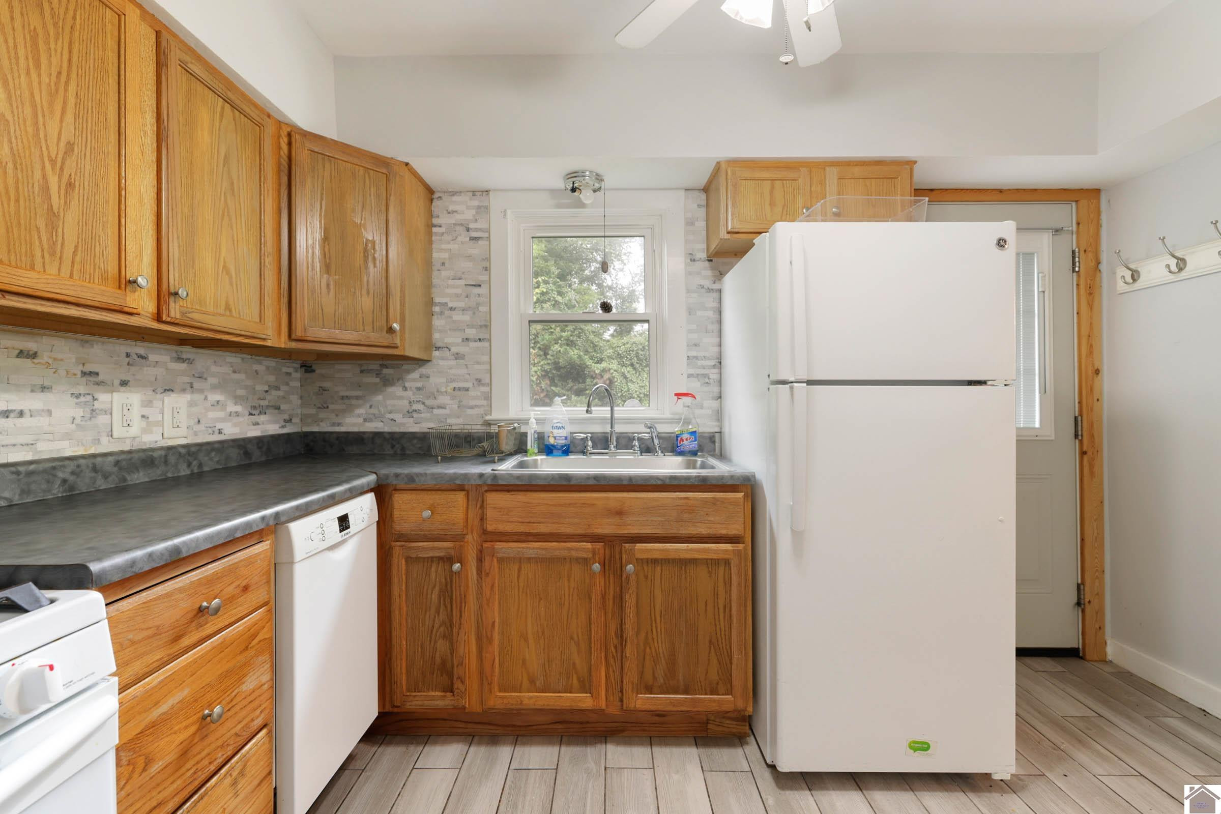 3515 Pines Road Paducah, KY 42001 - Photo 9 of 18 Photo 9