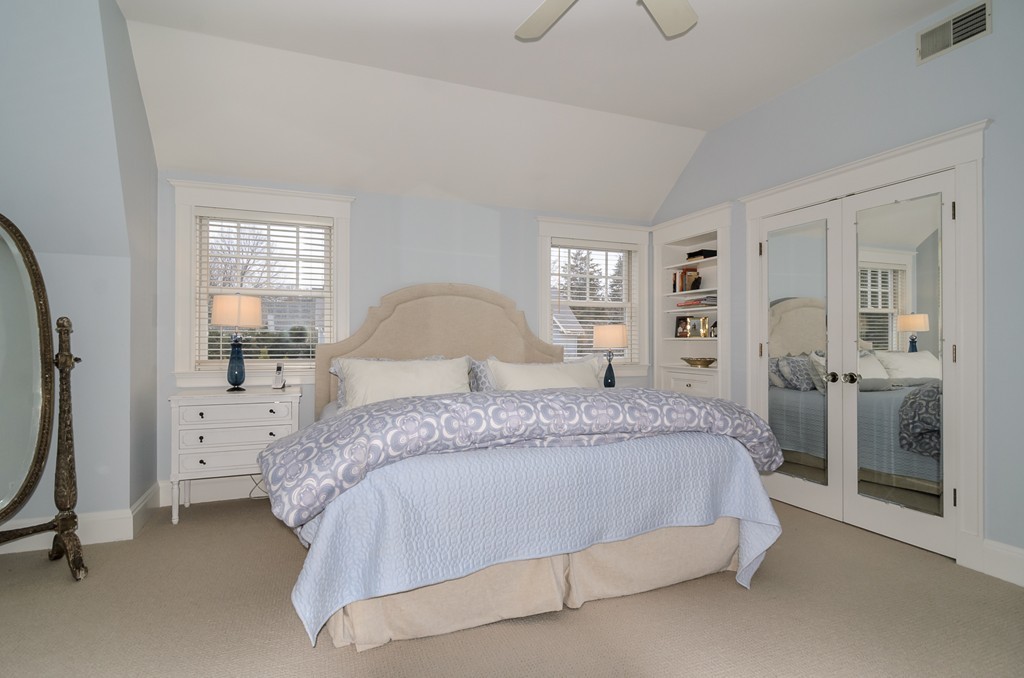 32 Croton Street Wellesley, MA 02481 - Photo 19 of 28 Gallery Image 19