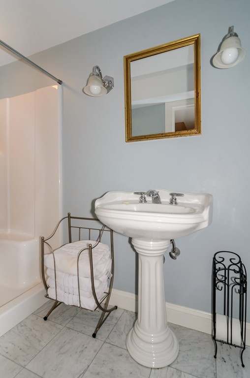 32 Croton Street Wellesley, MA 02481 - Photo 22 of 28 Gallery Image 22