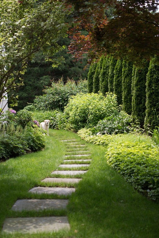 32 Croton Street Wellesley, MA 02481 - Photo 24 of 28 Gallery Image 24