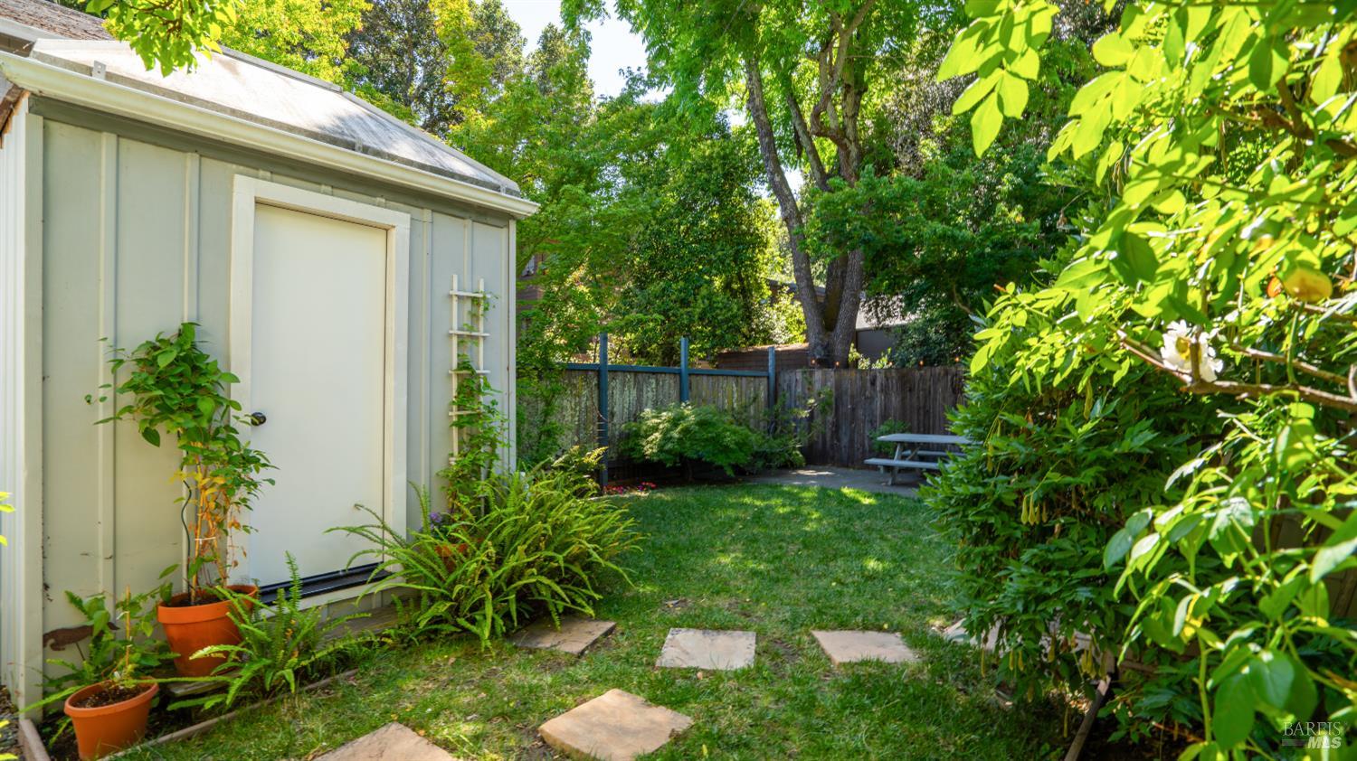 27 Latham Street San Rafael, CA 94901 - Photo 23 of 43