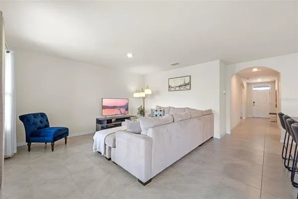 $389,900 | 5362 Douglas Fir Drive, St. Cloud, FL 34771