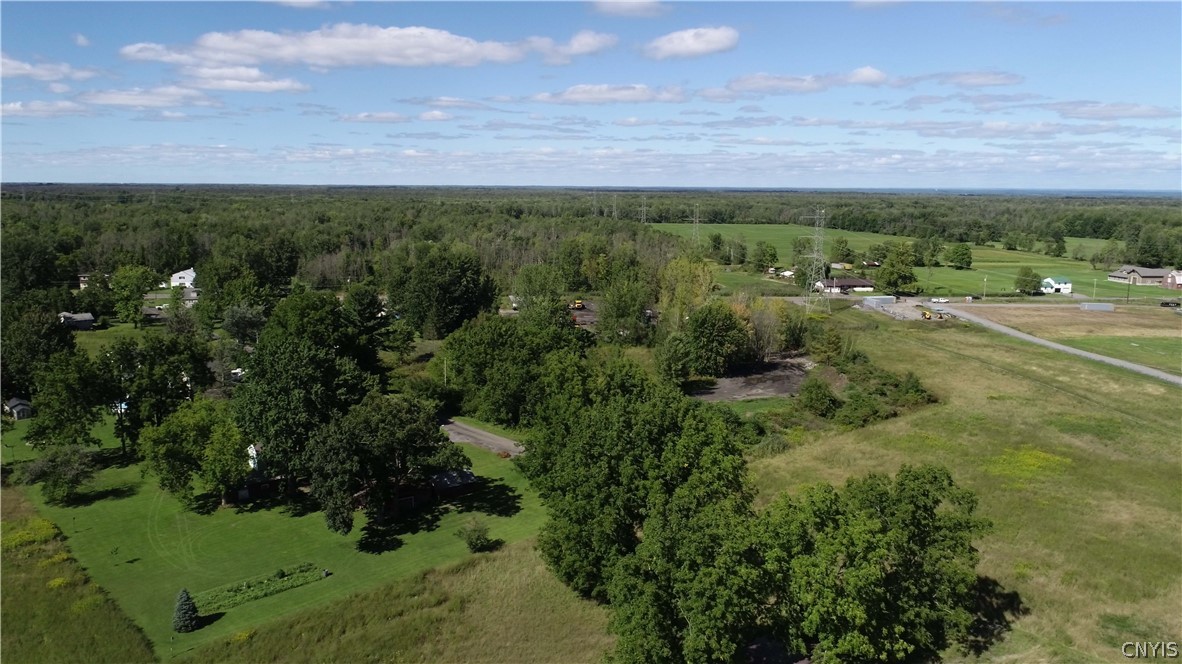 6966 East Taft Road East Syracuse, NY 13057 - Photo 6 of 7