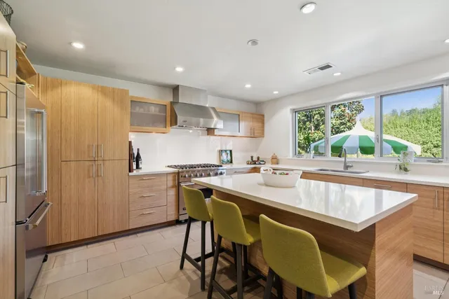 $1,795,000 | 804 Josephine Lane, Healdsburg, CA 95448