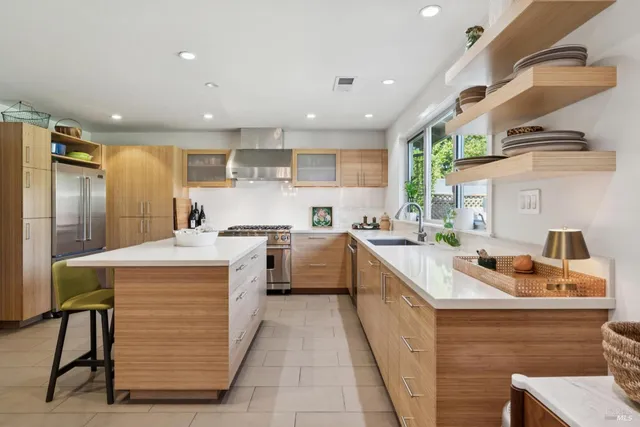 $1,795,000 | 804 Josephine Lane, Healdsburg, CA 95448