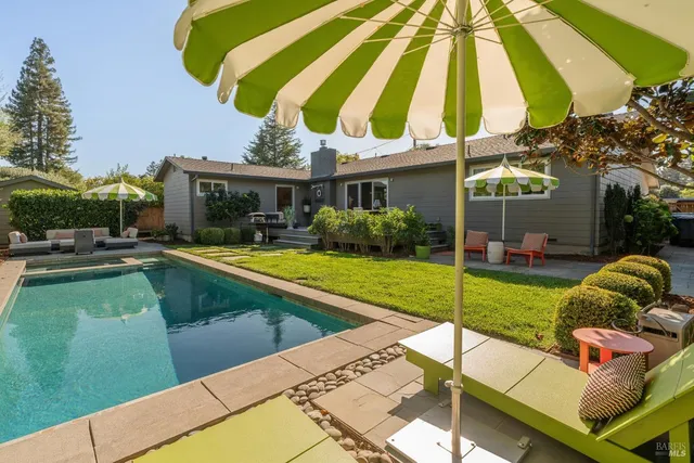 $1,795,000 | 804 Josephine Lane, Healdsburg, CA 95448