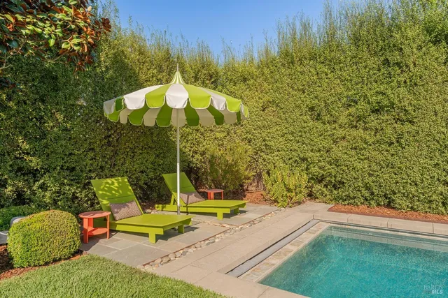 $1,795,000 | 804 Josephine Lane, Healdsburg, CA 95448