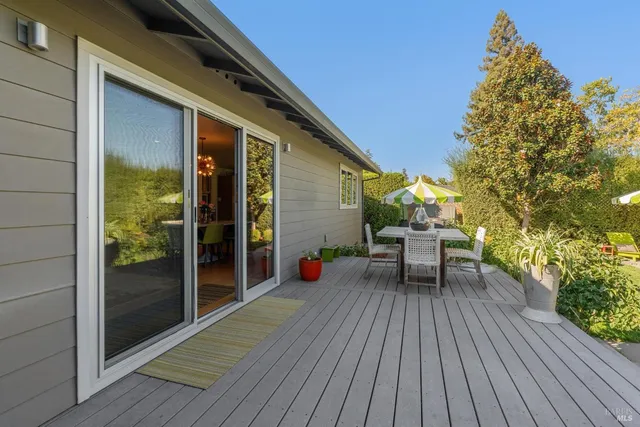 $1,795,000 | 804 Josephine Lane, Healdsburg, CA 95448