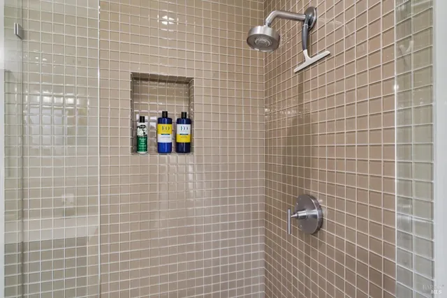 $1,795,000 | 804 Josephine Lane, Healdsburg, CA 95448