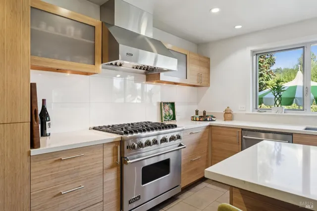 $1,795,000 | 804 Josephine Lane, Healdsburg, CA 95448