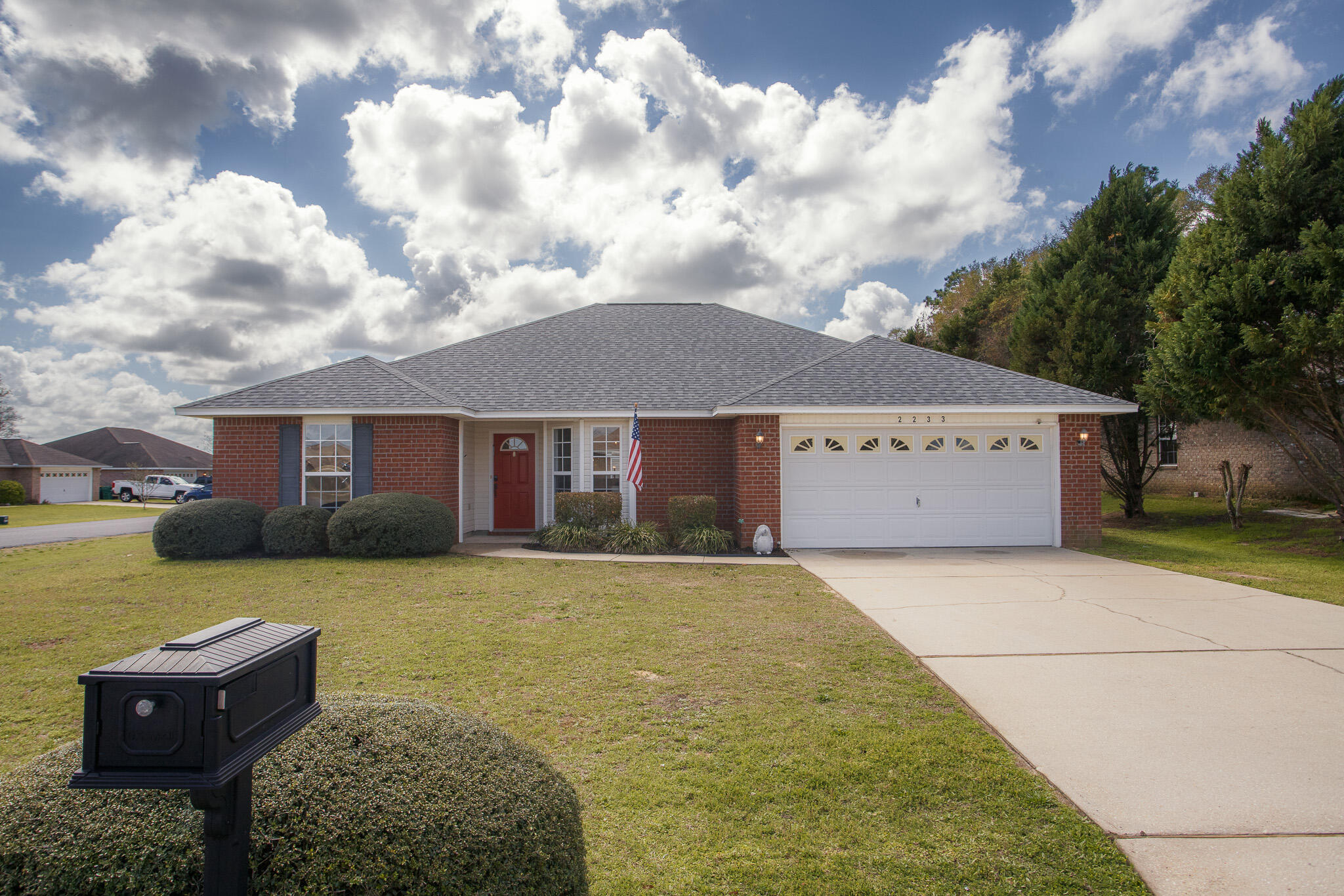 Welcome to 2233 Lewis Street!