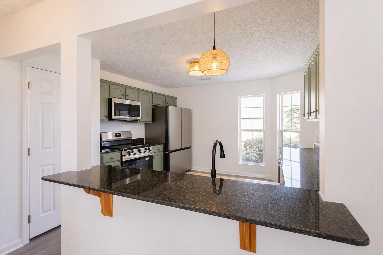 2233 Lewis Street Crestview, FL 32536 - Photo 7 of 29 Bay Window and Breakfast Bar Area!