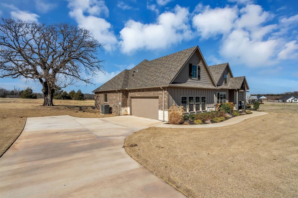 175 Quail Ridge Decatur, TX 76234 - Photo 3 of 40