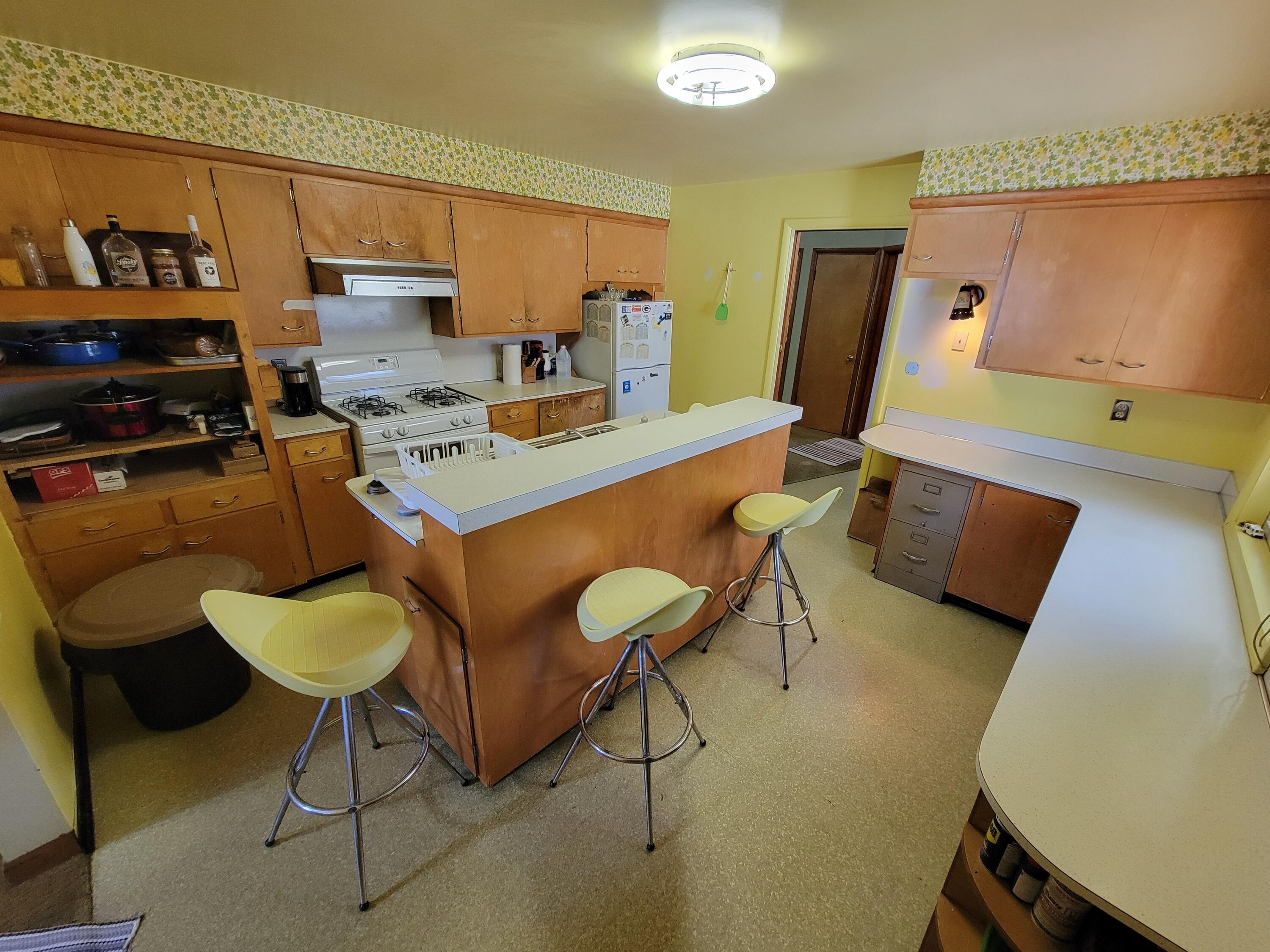 13 Bowerman Road Manistee, MI 49660 - Photo 6 of 31 20240315_154945