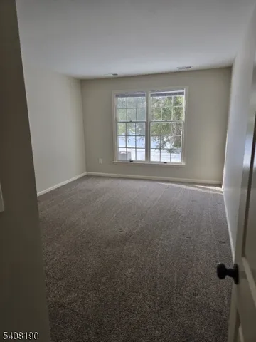 $2,100 | 147 Mockingbird Court, Three Bridges, NJ 08887