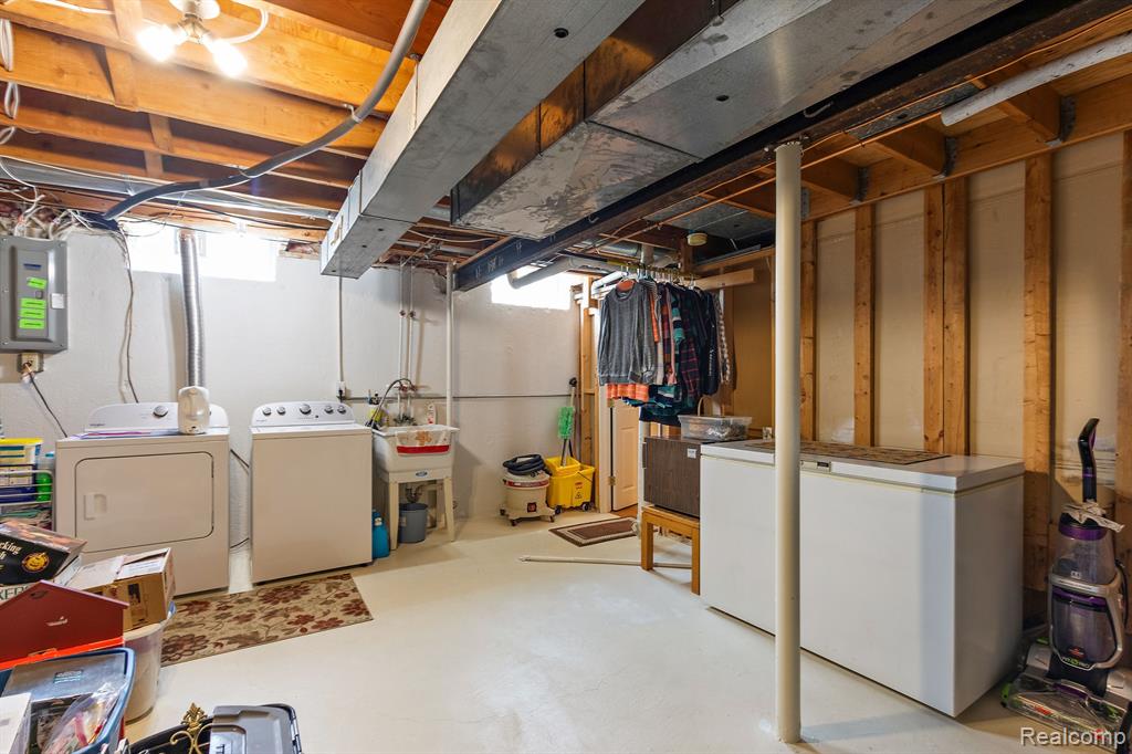 2283 Highsplint Drive Rochester Hills, MI 48307 - Photo 33 of 45