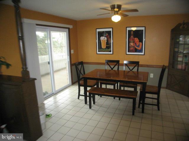 23 Hilltop Road Lititz, PA 17543 - Photo 4 of 29