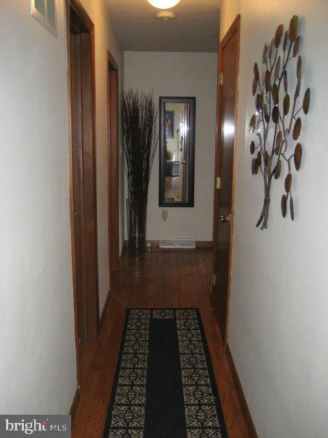 23 Hilltop Road Lititz, PA 17543 - Photo 5 of 29