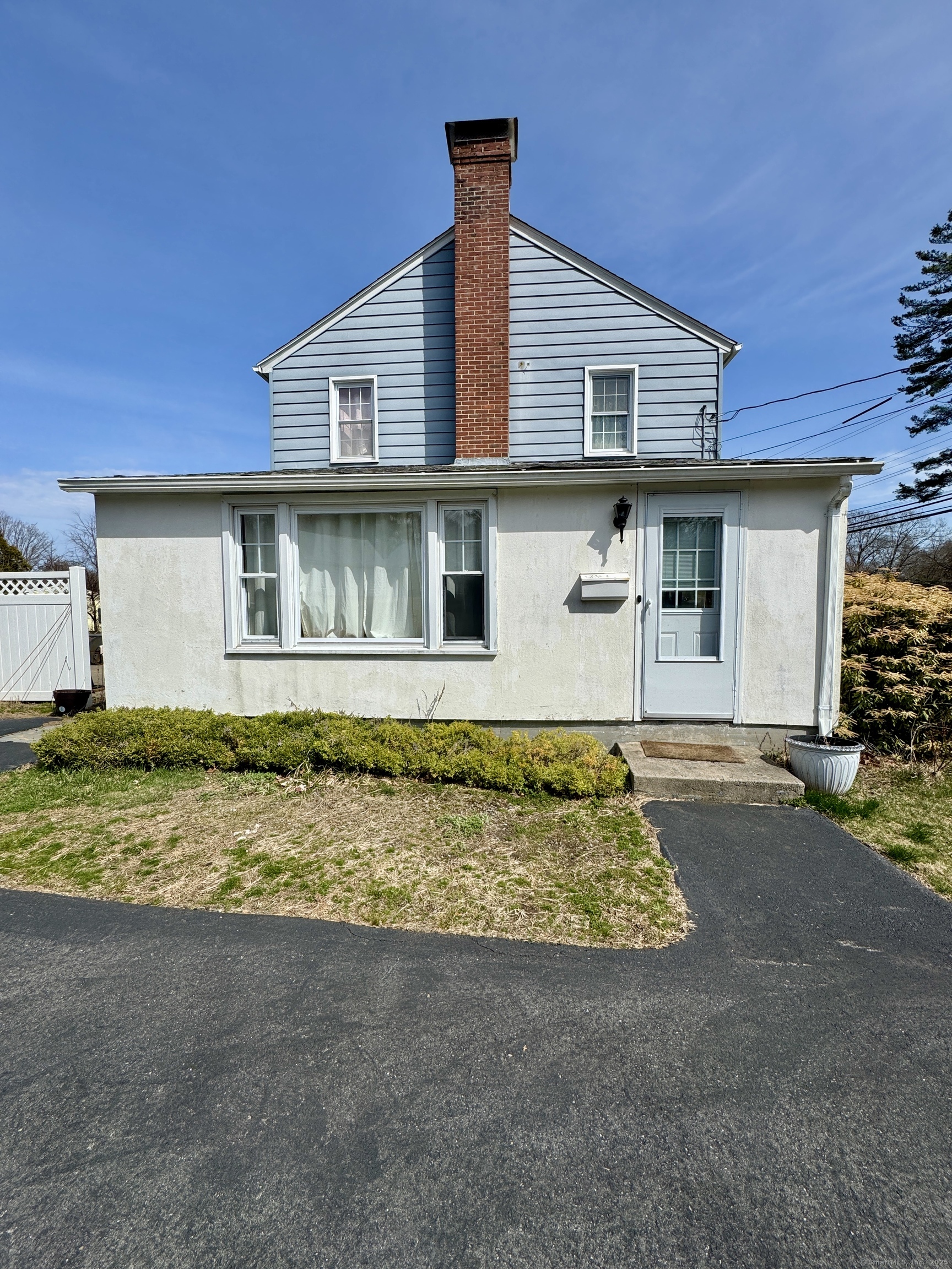 227 Hunters Road Norwich, CT 06360 - Photo 1 of 1