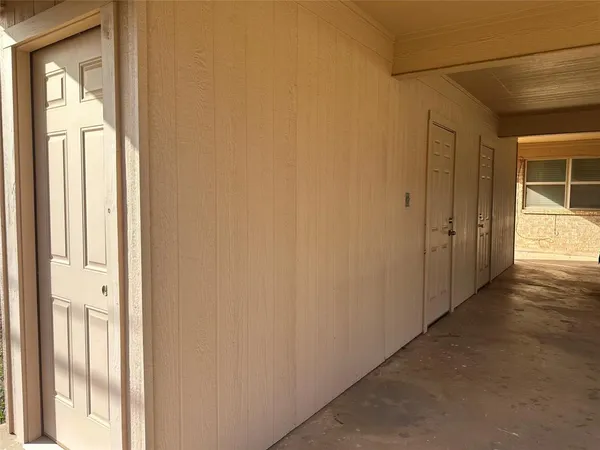 $1,250 | 4811 South 6th Street, Abilene, TX 79605