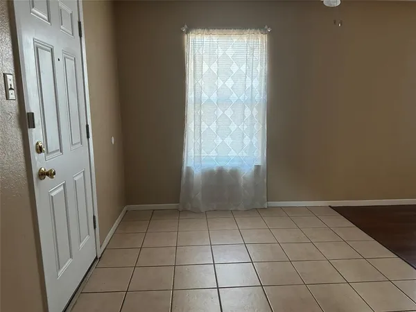 $1,250 | 4811 South 6th Street, Abilene, TX 79605