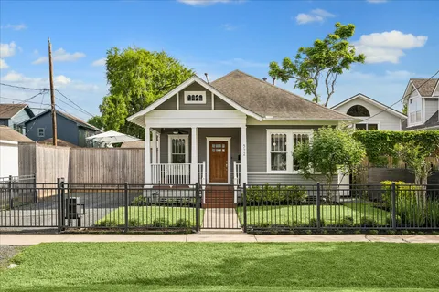 $795,000 | 522 West 15th Street, Houston, TX 77008